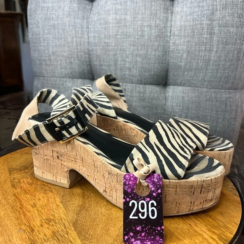 293. H&M Platform Sandals Zebra Print 38/8 - Picture 3 of 8